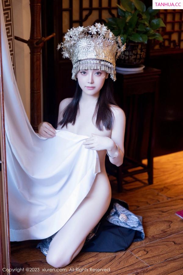 豆瓣酱  [XiuRen]高清写真图 2023.09.27 No.7448 豆瓣酱 苗族服饰第68张图片